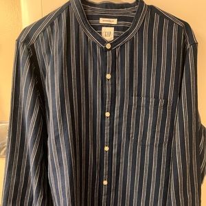Gap collarless shirt,Worn once,Excellent condition